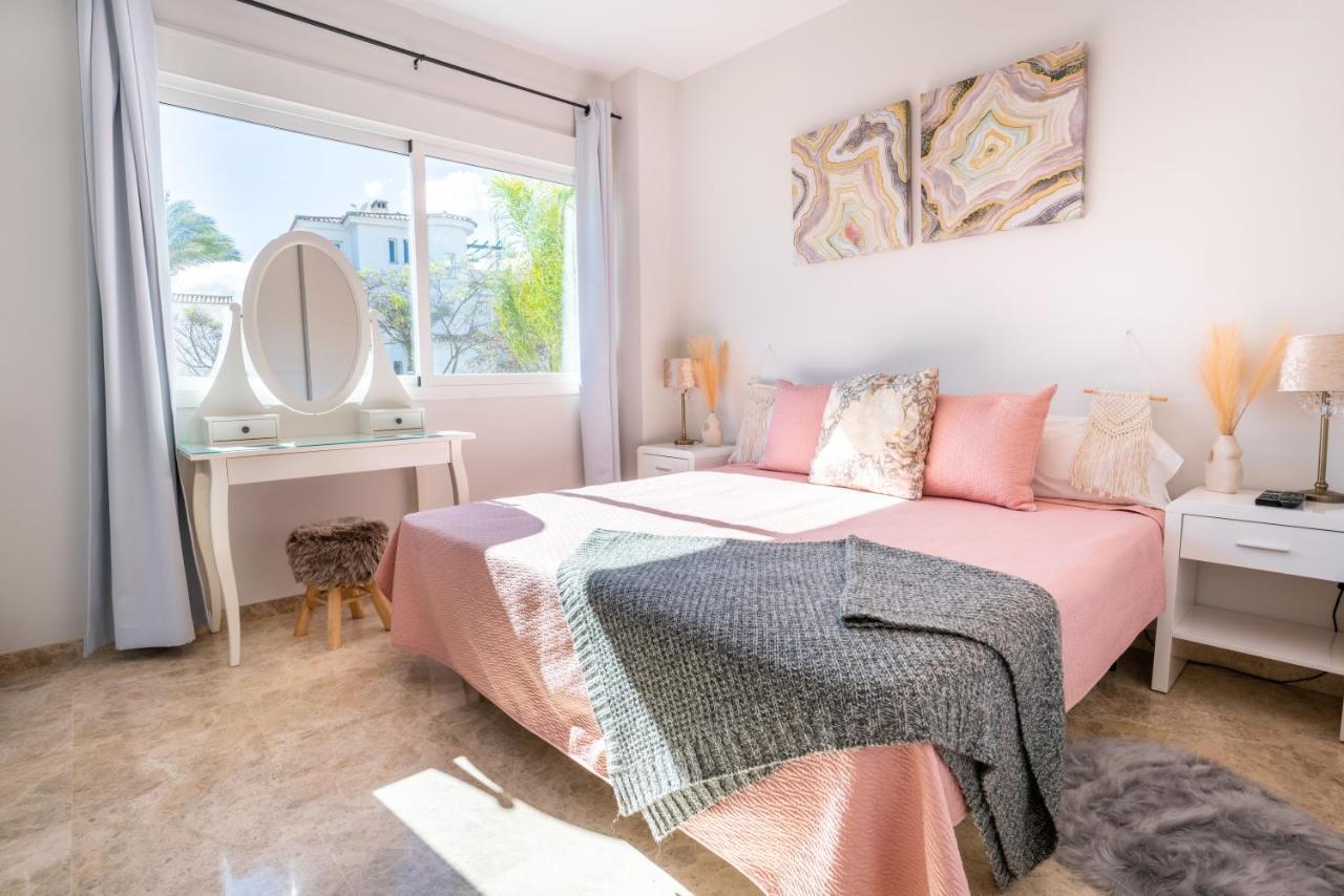 2Bdr Penthouse, Los Naranjos, W/Pool, 2Km P.Banus 마르베야 외부 사진
