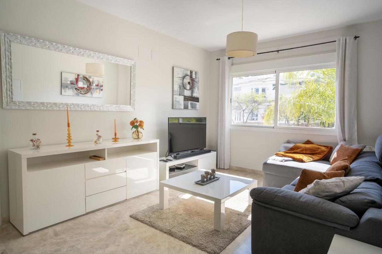 2Bdr Penthouse, Los Naranjos, W/Pool, 2Km P.Banus 마르베야 외부 사진