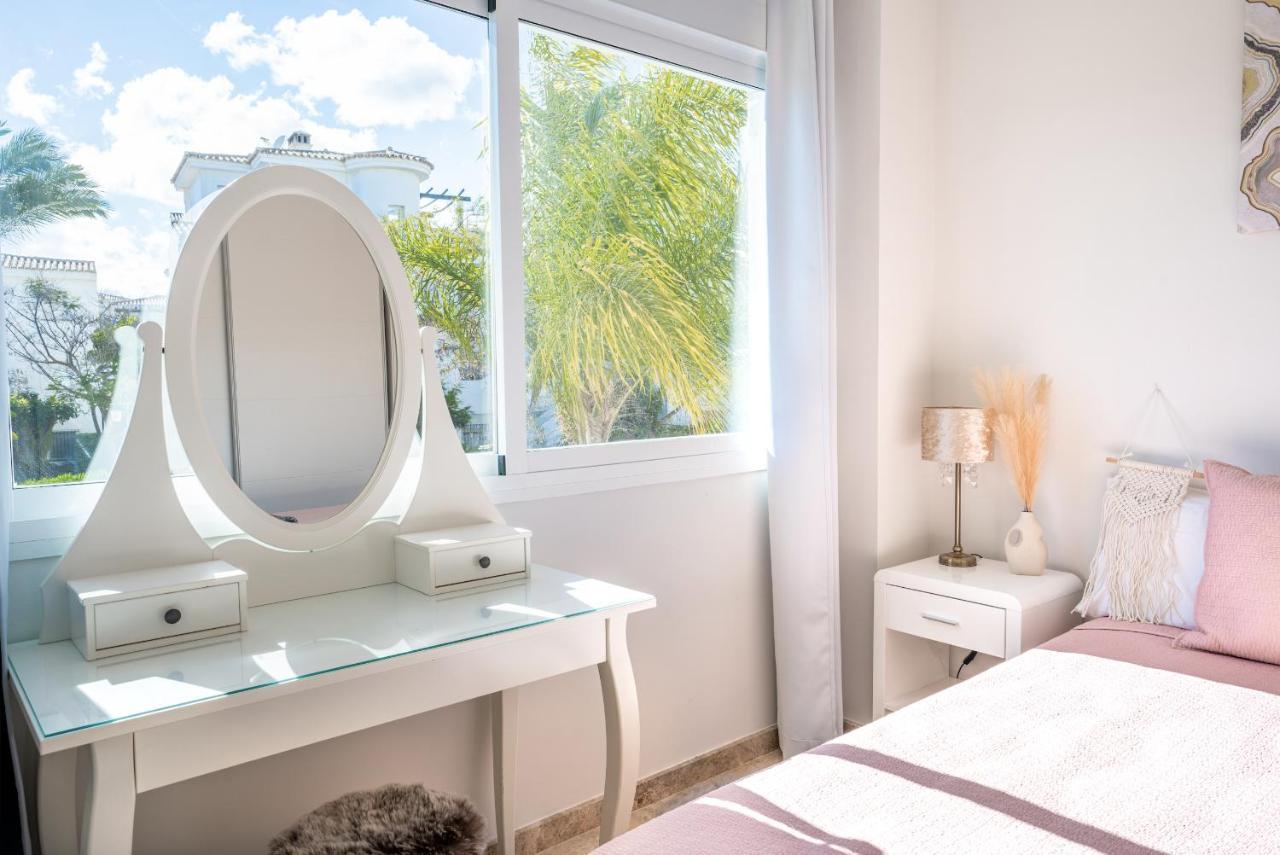 2Bdr Penthouse, Los Naranjos, W/Pool, 2Km P.Banus 마르베야 외부 사진